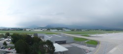 Archiv Foto Webcam Flughafen Salzburg 15:00