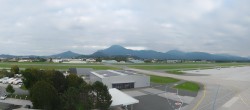 Archiv Foto Webcam Flughafen Salzburg 15:00