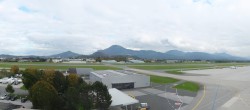 Archiv Foto Webcam Flughafen Salzburg 13:00