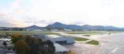 Archived image Webcam Salzburg Airport Panorama 06:00
