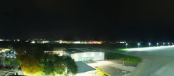 Archiv Foto Webcam Flughafen Salzburg 01:00