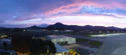 Archiv Foto Webcam Flughafen Salzburg 06:00