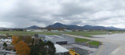 Archived image Webcam Salzburg Airport Panorama 09:00