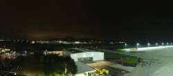 Archiv Foto Webcam Flughafen Salzburg 04:00