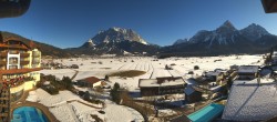 Archiv Foto Webcam Panoramablick Zugspitze 11:00