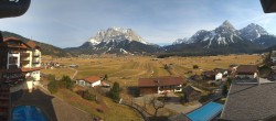 Archiv Foto Webcam Panoramablick Zugspitze 13:00