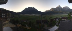 Archiv Foto Webcam Panoramablick Zugspitze 06:00