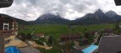 Archiv Foto Webcam Panoramablick Zugspitze 09:00