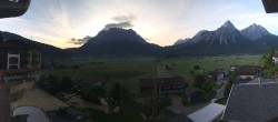 Archiv Foto Webcam Panoramablick Zugspitze 05:00