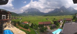 Archiv Foto Webcam Panoramablick Zugspitze 13:00