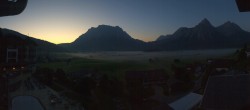 Archiv Foto Webcam Panoramablick Zugspitze 04:00