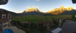 Archiv Foto Webcam Panoramablick Zugspitze 19:00
