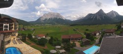 Archiv Foto Webcam Panoramablick Zugspitze 13:00