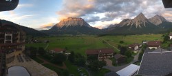 Archiv Foto Webcam Panoramablick Zugspitze 19:00