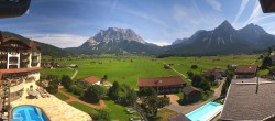 Archiv Foto Webcam Panoramablick Zugspitze 11:00