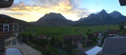 Archiv Foto Webcam Panoramablick Zugspitze 05:00