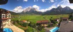 Archiv Foto Webcam Panoramablick Zugspitze 13:00