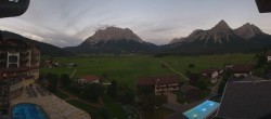 Archiv Foto Webcam Panoramablick Zugspitze 19:00