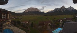 Archiv Foto Webcam Panoramablick Zugspitze 19:00