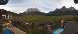 Archiv Foto Webcam Panoramablick Zugspitze 13:00