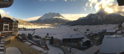 Archiv Foto Webcam Panoramablick Zugspitze 08:00
