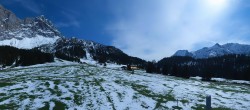 Archived image Webcam Panoramic view Ehrwalder Alm 23:00