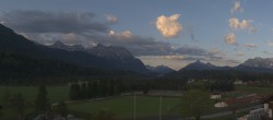 Archiv Foto Webcam Krün: Tourist-Information 05:00