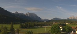 Archiv Foto Webcam Krün: Tourist-Information 06:00