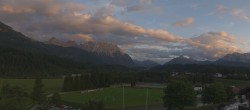 Archiv Foto Webcam Krün: Tourist-Information 19:00