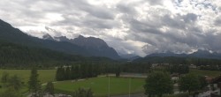 Archiv Foto Webcam Krün: Tourist-Information 13:00