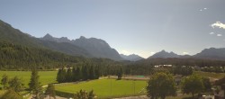 Archiv Foto Webcam Krün: Tourist-Information 13:00