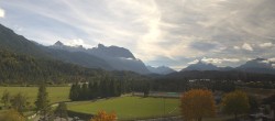 Archiv Foto Webcam Krün: Tourist-Information 13:00