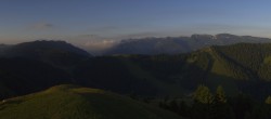 Archiv Foto Webcam Alpe Cimbra Panorama - Folgaria Lavarone Luserna 05:00