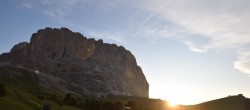 Archiv Foto Webcam Gipfel Langkofel, Berghotel Piz Seteur 19:00