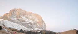 Archived image Webcam View Saslonch summit - Piz Seteur 05:00