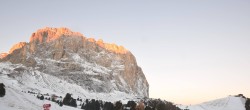 Archiv Foto Webcam Gipfel Langkofel, Berghotel Piz Seteur 06:00