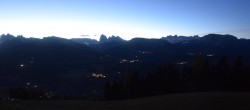 Archiv Foto Webcam Panoramablick Dolomiten 05:00