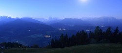 Archiv Foto Webcam Panoramablick Dolomiten 03:00