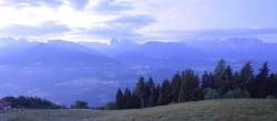 Archiv Foto Webcam Panoramablick Dolomiten 03:00