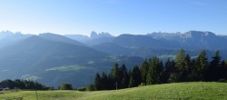 Archiv Foto Webcam Panoramablick Dolomiten 06:00