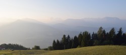Archiv Foto Webcam Panoramablick Dolomiten 06:00