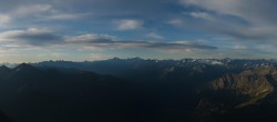 Archiv Foto Webcam Mont-Blanc-Gruppe Panorama 06:00