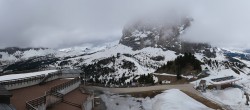 Archived image Webcam Val Gardena - View Ciampinoi top station 11:00