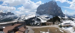 Archiv Foto Webcam Gröden: Ausblick Ciampinoi 13:00