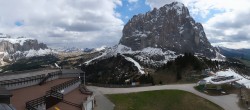 Archiv Foto Webcam Gröden: Ausblick Ciampinoi 15:00