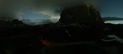 Archiv Foto Webcam Gröden: Ausblick Ciampinoi 23:00