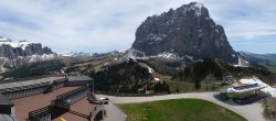 Archiv Foto Webcam Gröden: Ausblick Ciampinoi 13:00
