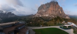 Archiv Foto Webcam Gröden: Ausblick Ciampinoi 05:00