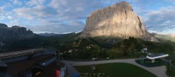 Archiv Foto Webcam Gröden: Ausblick Ciampinoi 05:00