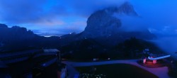 Archiv Foto Webcam Gröden: Ausblick Ciampinoi 03:00